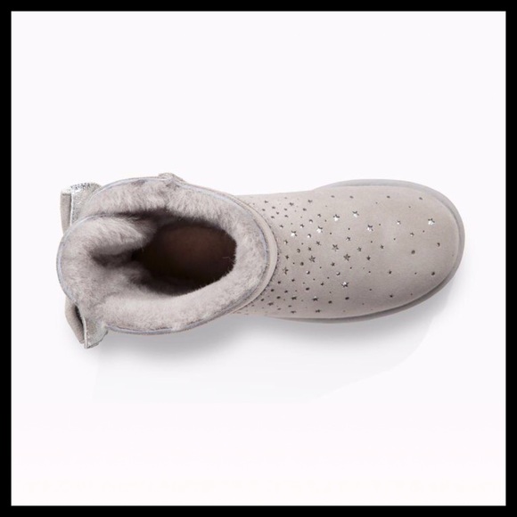 NEW UGG Stargirl Bow Mini Ankle Boot Light Grey - Picture 6 of 8